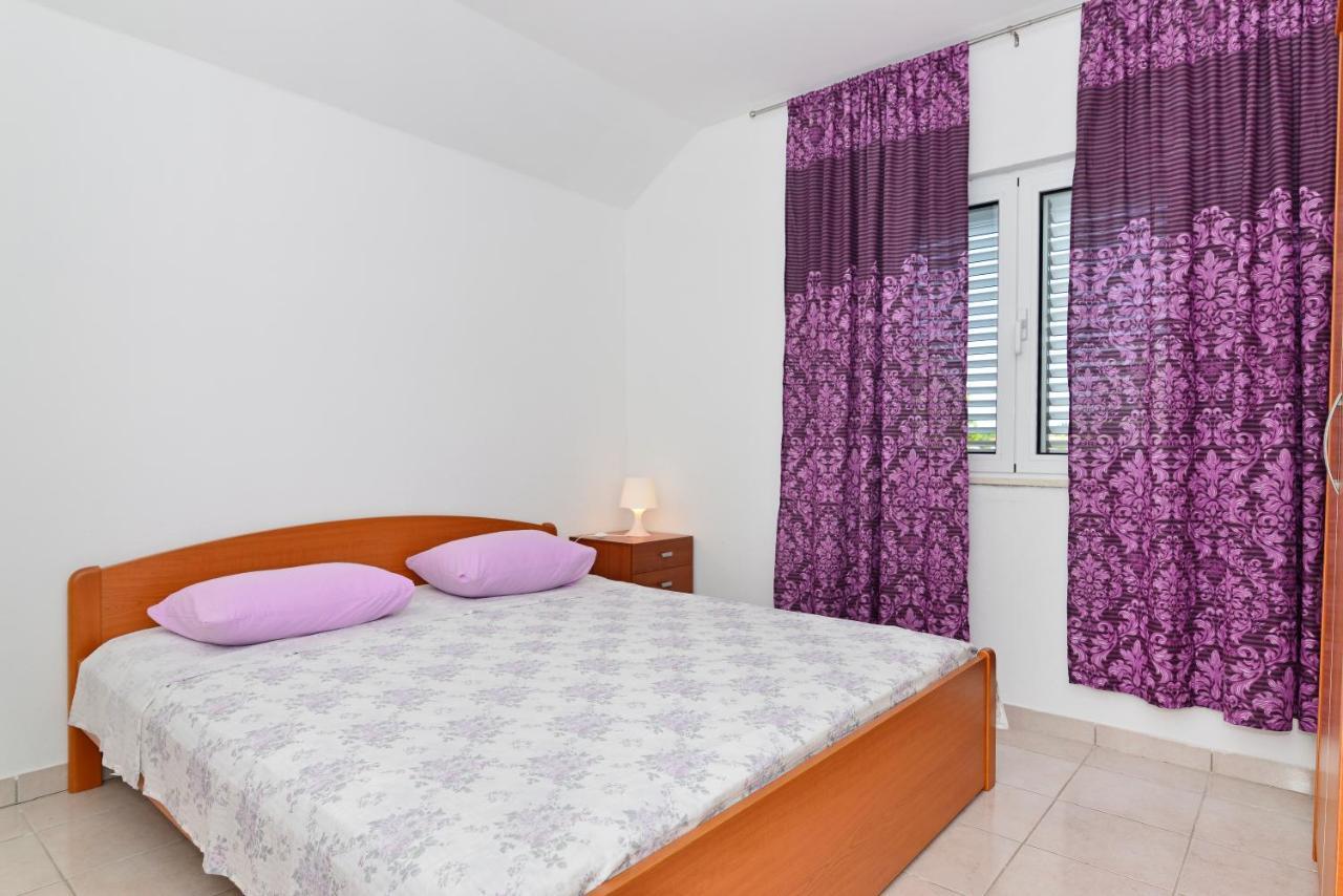 Apartments Martina Vodice Buitenkant foto