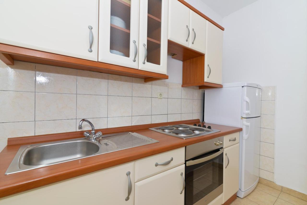 Apartments Martina Vodice Buitenkant foto