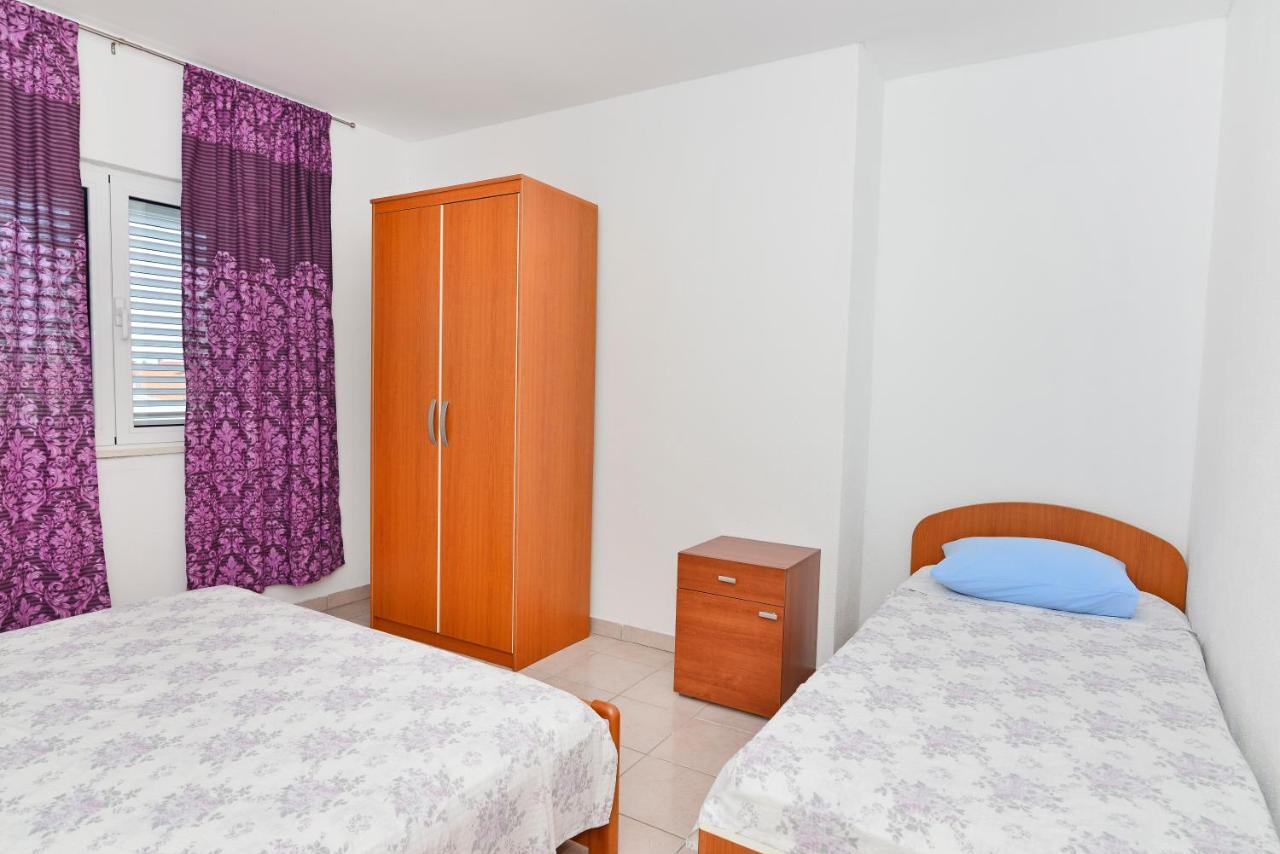 Apartments Martina Vodice Buitenkant foto